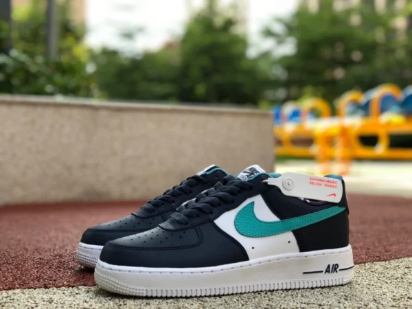 af1 화이트 블루 오렌지 로우 나이키 나이키 에어포스 1 로우 에어포스원 AF1 화이트 블루 오렌지 로우탑 캐주얼 슈즈 DM0109-400