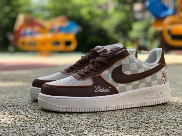 AF1 화이트 브라운 로우 에어포스원 연명 LV 나이키 에어포스 1 07 AF1 LBJ 제임스 밀키 화이트는 위대한 DC8877-200을 따른다