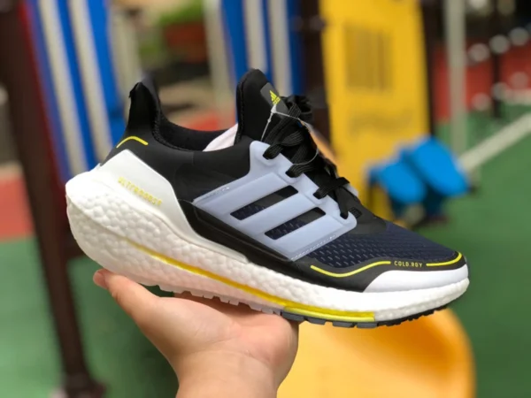 UB7.0 흑백 아디다스 Ultraboost 21 부드러운 밑창 니트 통기성 남성 스포츠 운동화 S23893