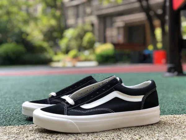 VANS 흑백 VANS VAULT OG OLD SKOOL 클래식 블랙 스웨이드 스니커즈 VN0A36C8N8K