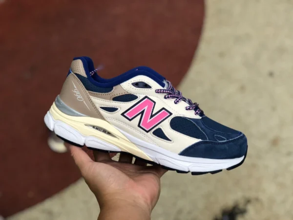 nb990v3Kith 화이트 앤 블루 Kith x 뉴발란스 990v3 "데이토나" 화이트 앤 블루 M990KH3