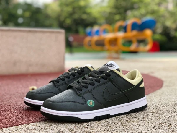 덩크 아보카도 로 NIKE DUNK LOW LX 다크그린 아보카도 캐주얼 스니커 DM7606-300