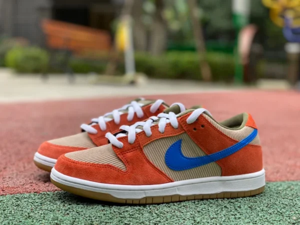 덩크 오렌지 및 블루 코듀로이 Nike SB Dunk Low Pro 오렌지 및 블루 코듀로이 BQ6817-201-003-001