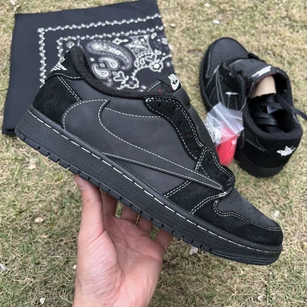 aj1 Barb Low Black Cat T1 Pure 오리지널 업그레이드 버전 Travis Scott x Air Jordan 1 Low OG "Black Phantom" Barb 5