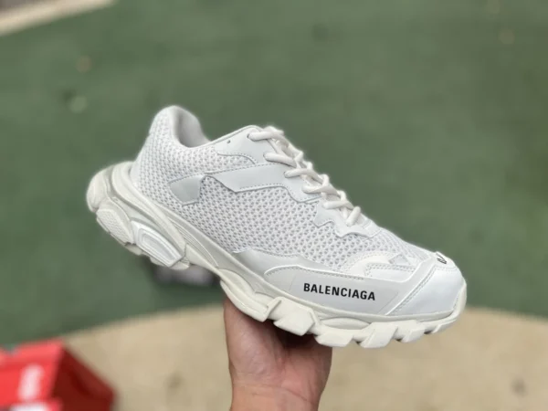 Balenciaga 3.0 22 흰색 Balenciaga Track.3 패셔너블한 레이스업 아빠 슈즈