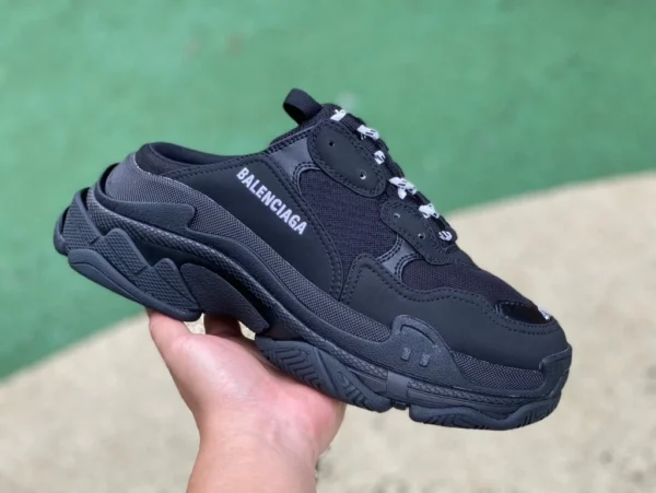 Balenciaga 하프 슬리퍼 블랙 Balenciaga Triple S 패브릭 로고 자수 패션 남성용 샌들