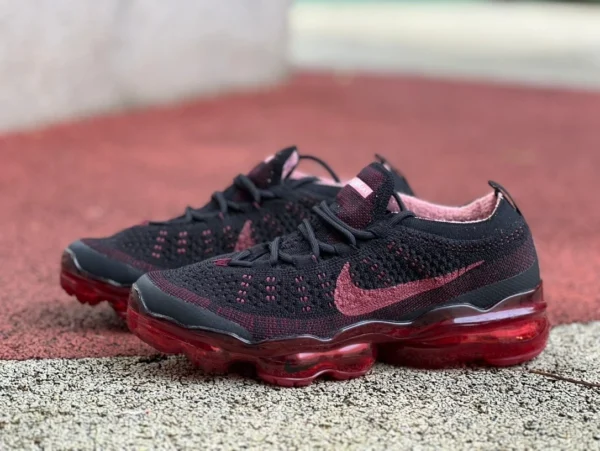 나이키 에어 VAPORMAX 2023 검정과 빨강 NIKE AIR VAPORMAX 2023 FLYKNIT 검정과 빨강 통기성 에어쿠션 운동화 DV1678-005